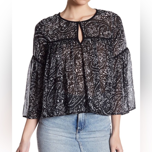Lucky Brand Sheer Flowy Boho Top XS  Black and white Floral Bell Sleeves - Picture 5 of 16
